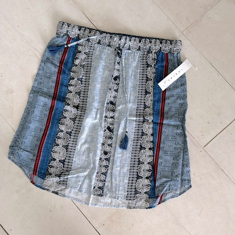 Light weight skirt